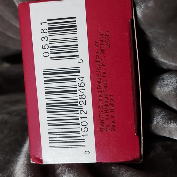 Hallmark Ornament 1996 Sally from Peanuts gang - Picture 3 of 11